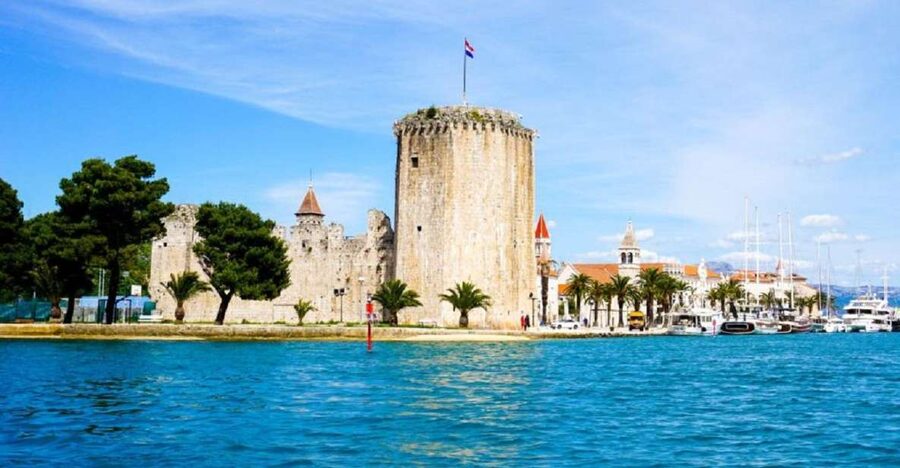 From Split: Blue Lagoon, Šolta, and Trogir Speedboat Tour - A fast ride from Split to Trogir