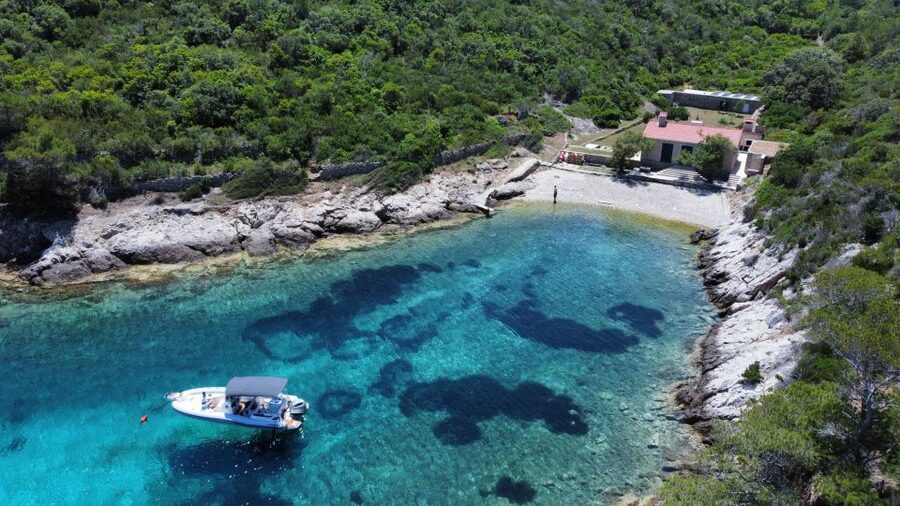 From Split: Blue Lagoon & Trogir Boat Trip with Snorkeling - Who should book this boat trip?