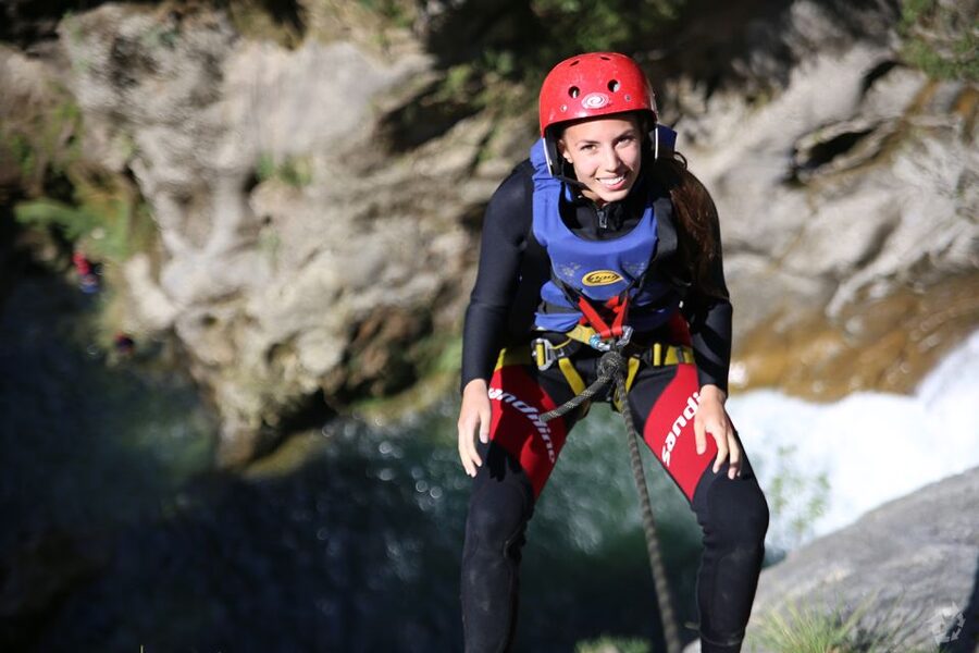 From Split or Zadvarje: Extreme Canyoning on Cetina River - The hike down into Cetina Canyon