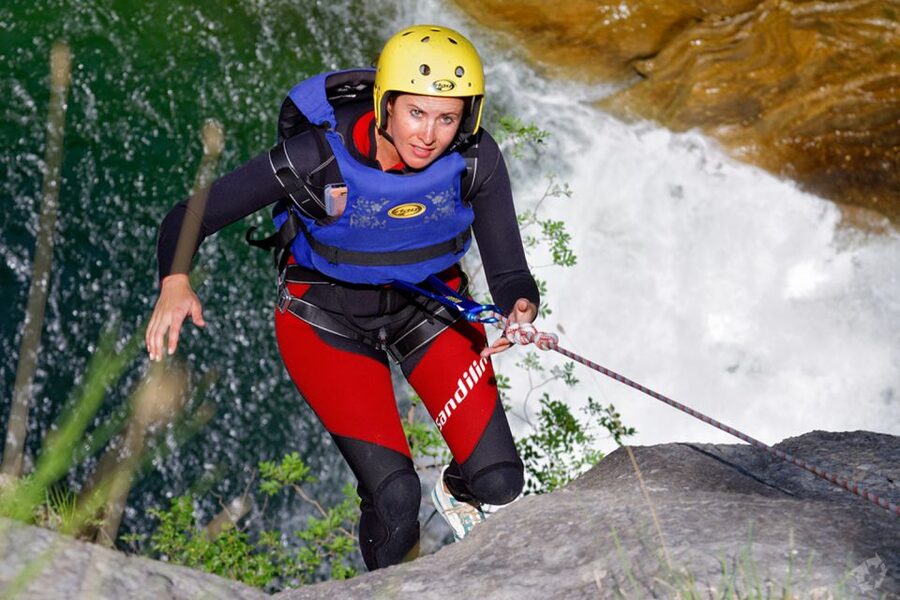 From Split or Zadvarje: Extreme Canyoning on Cetina River - Tunnels and the approach to Velika Gubavica
