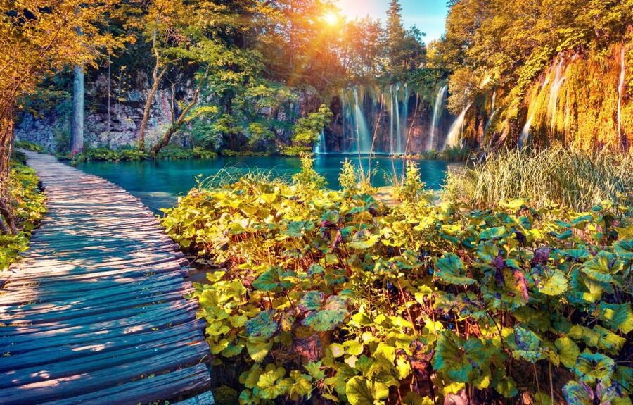 From Split: Plitvice Lakes Full-Day Trip - The return journey and café stop
