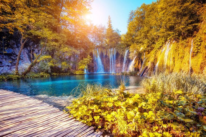 From Split: Plitvice Lakes National Park Guided Tour - The early start and the road from Split