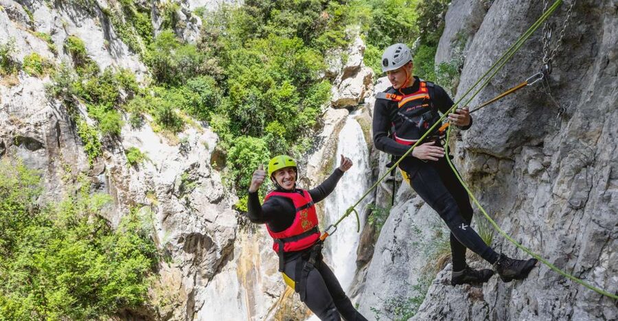 From Split/Šestanovac: Extreme Canyoning on Cetina River - Three hours through the Cetina River Canyon