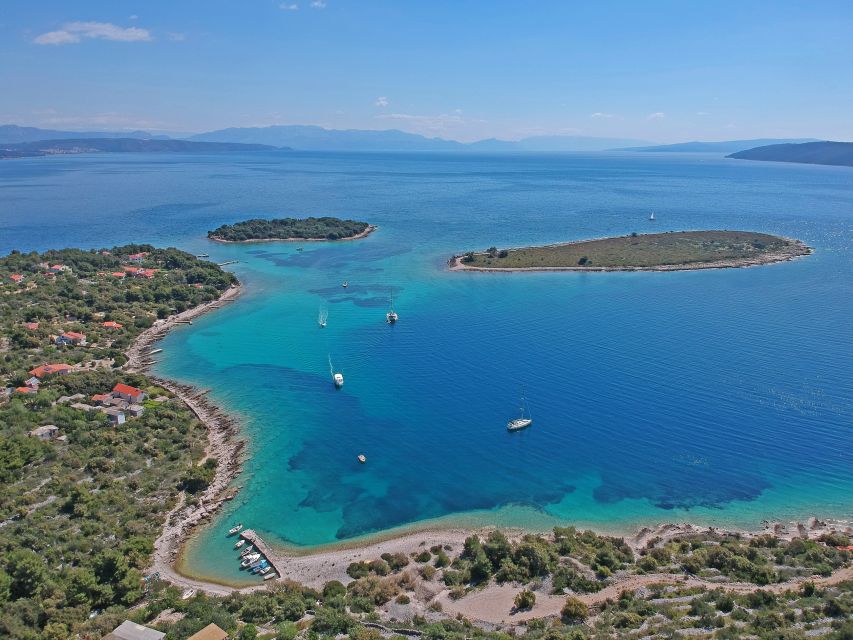 From Trogir: Three Islands Half-Day Speedboat Tour - What the speedboat adds to the experience