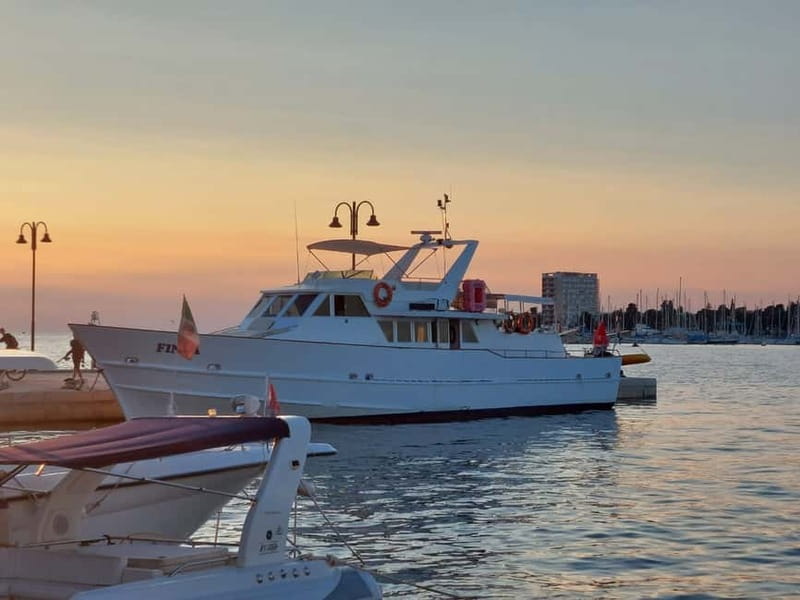From Umag: Day Cruise to Poreč with Lunch and Swimming - Sailing the west coast from Umag