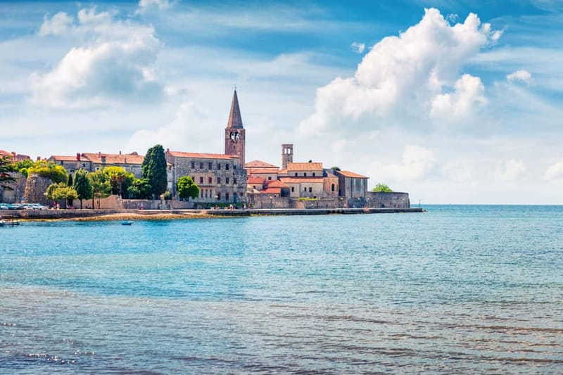 From Umag: Day Cruise to Poreč with Lunch and Swimming - Lunch, wine, and a welcome schnapps on board