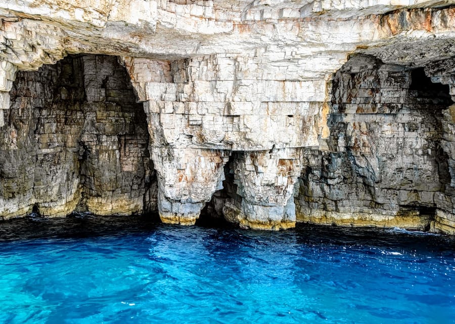From Vis: Speedboat tour - Vis, Biševo & Blue Cave (shared) - Stiniva Cove without the steep hike