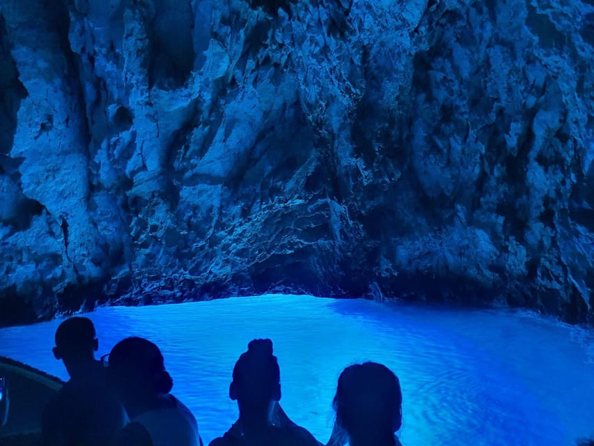 From Vis: Speedboat tour - Vis, Biševo & Blue Cave (shared) - Budihovac Blue Lagoon and the final sandy beach