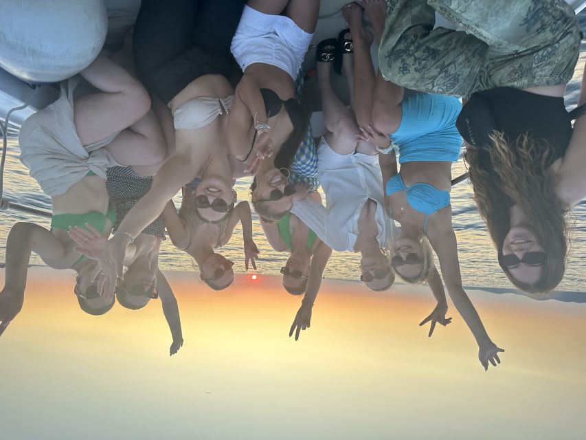 From Zadar: Island-Hopping Speedboat Tour with Drinks - A lively four-hour escape from Zadar
