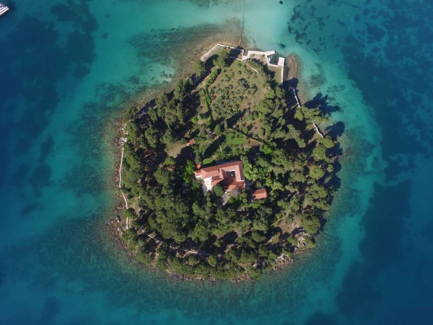 From Zadar: Island-Hopping Speedboat Tour with Drinks - Blue Bay Otrić: your first 45 minutes in the water