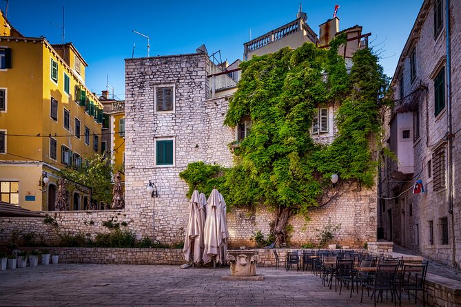 From Zadar: Krka National Park and Waterfalls Day Trip - Spring and fall in Šibenik