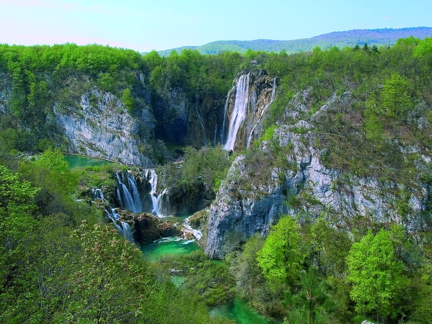 From Zadar: Plitvice Lakes Day Tour - The panoramic train and a welcome rest