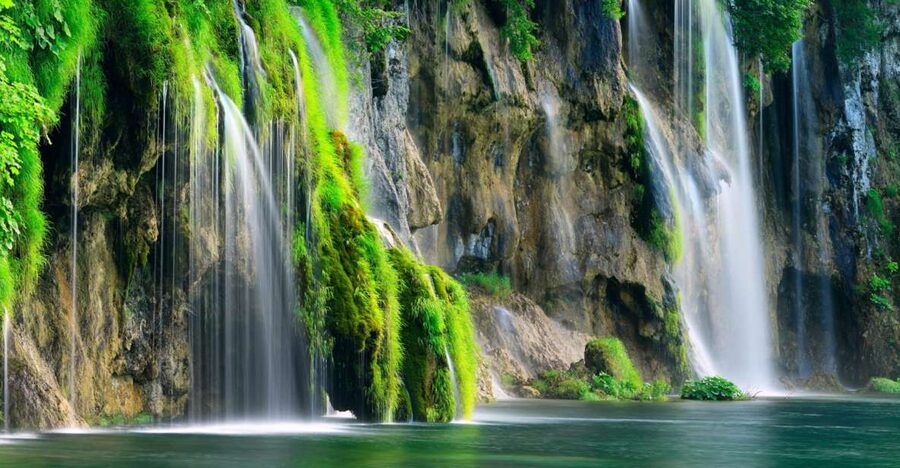 From Zadar: Plitvice Lakes National Park Tour - Why Plitvice deserves a full day from Zadar