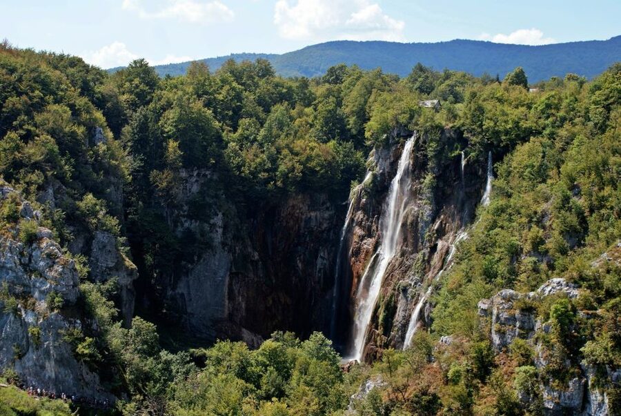 From Zadar: Plitvice Lakes National Park Tour - The morning coach ride through Lika