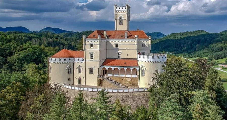 From Zagreb:Discover North Croatia, Museums, Castle and City - Krapina Neanderthal Museum: a strong first stop