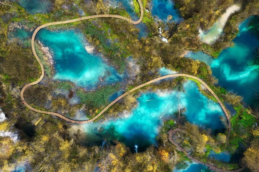 From Zagreb: Plitvice Lakes National Park Tour with Tickets - Meeting in central Zagreb and settling into the van