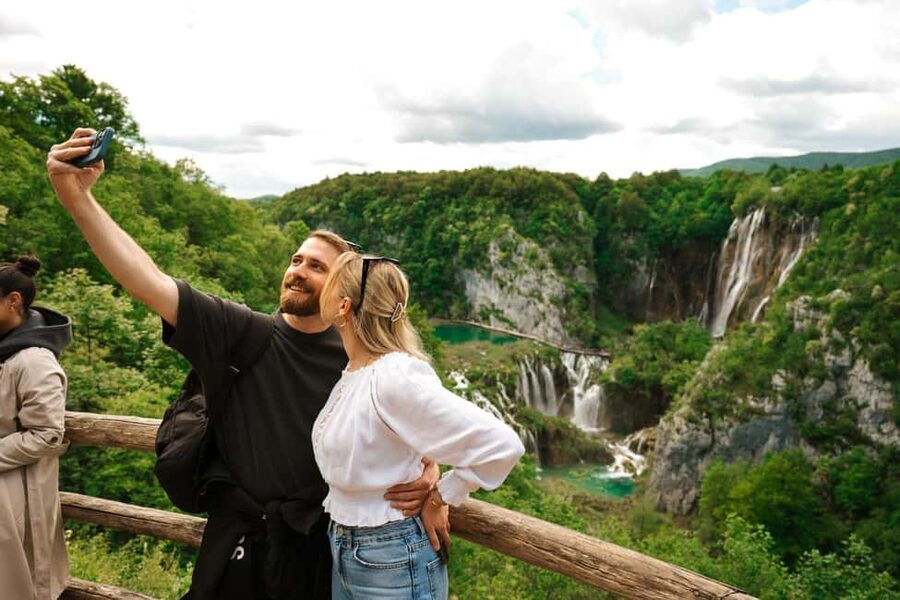 From Zagreb: Plitvice Lakes National Park Tour with Tickets - The guide can shape the whole day
