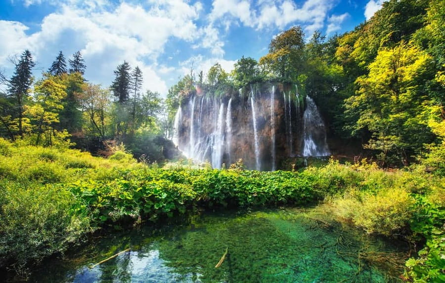 From Zagreb: Plitvice Lakes National Park Tour with Tickets - Who should book this Plitvice tour?