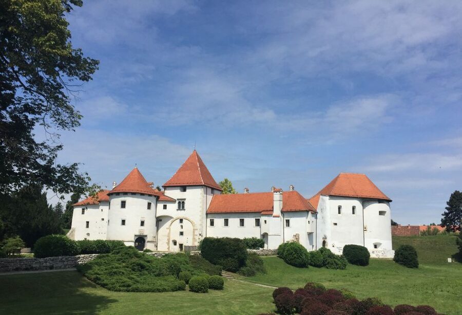 From Zagreb: Varazdin Baroque Town & Trakoscan Castle - Trakošćan Castle and its Romantic setting