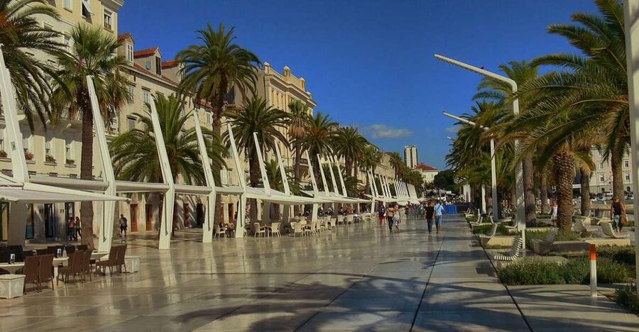 Full-Day Trip from Dubrovnik to Split - The Dubrovnik pickup and the long minivan ride