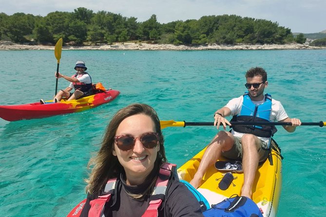 Guided kayaking tour to Pakleni islands - Why the sit-on-top kayaks matter