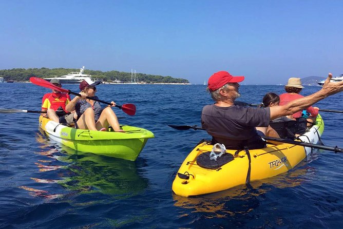 Guided kayaking tour to Pakleni islands - Timing, fitness, and what to pack
