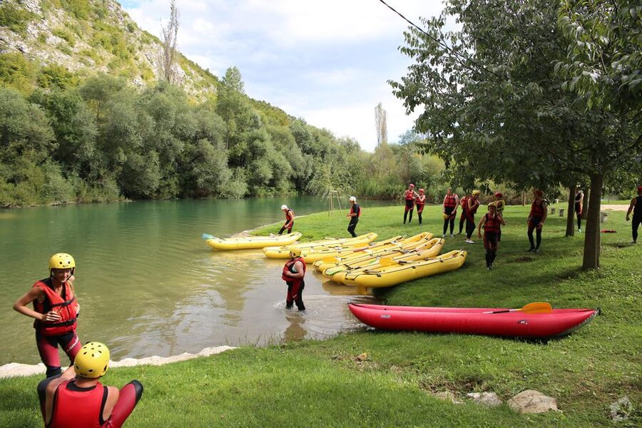 Half-Day Cetina River Rafting - Swimming and the platform stop