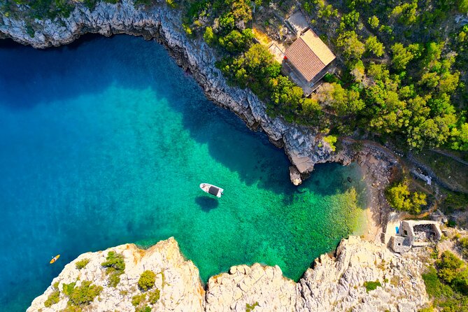 Half-day Speedboat Tour: Explore Hidden Gems of Hvar Island - Why this Hvar boat trip works well from Makarska