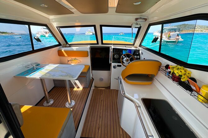 Half Day Speedboat Tour to Three Islands from Trogir - The captains make a real difference