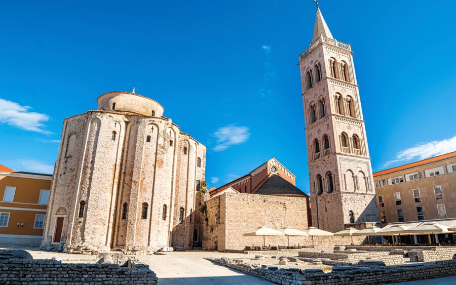 History Walking Group Tour in Old Center of Zadar - Booking details worth knowing