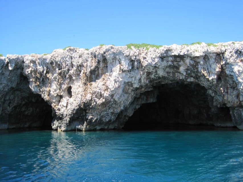 Hvar: Blue Cave, Green Cave & Stiniva Beach Speed Boat Tour - The Pakleni Islands add variety near Hvar