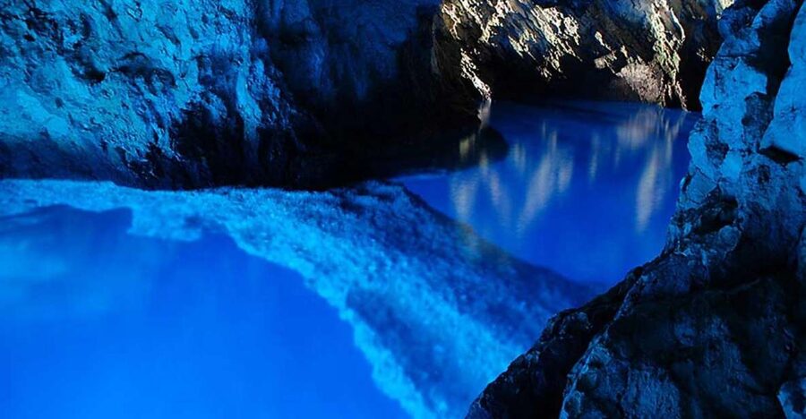 Hvar:Blue & Grenn Cave and Vis Island Private Speedboat Tour - Key points to know before booking