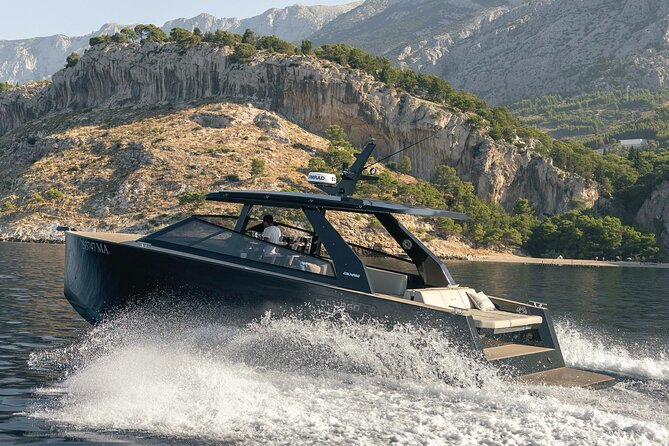 Hvar (Hidden Bays) & Brac (Golden Horn) PRIVATE full day tour - What this Makarska boat day really offers