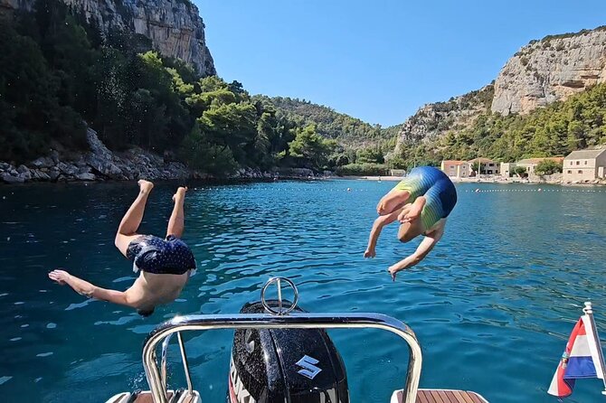 Hvar (Hidden Bays) & Brac (Golden Horn) PRIVATE full day tour - Zečevo brings back the quiet water