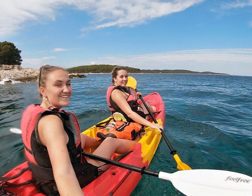 Hvar: Pakleni Islands Self-Guided Kayaking Tour - Stopping at Zdrilca and the island beaches