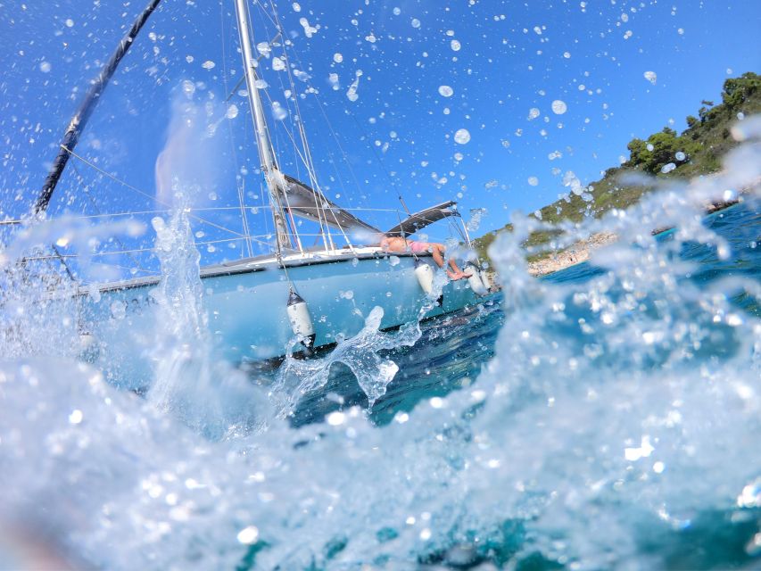 Hvar: Private Sailing Boat Trip with Swimming and Snorkeling - Who will enjoy this most?