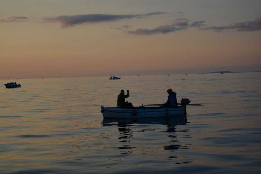Hvar: Romantic Sunset Sailing Experience On A Comfort Yacht - Simple booking advice
