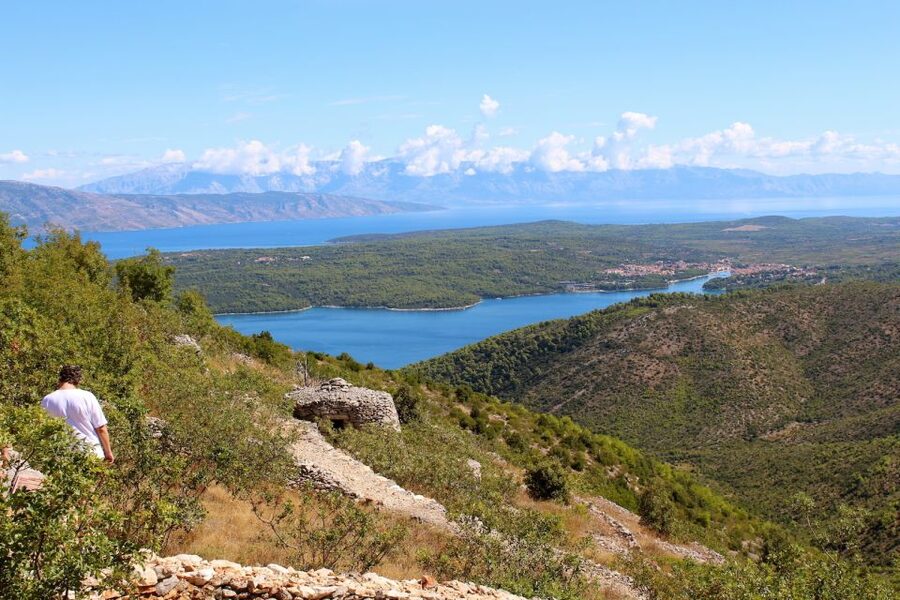 Hvar: Wine & Chocolate Tasting - Five chocolates in Hvar Town
