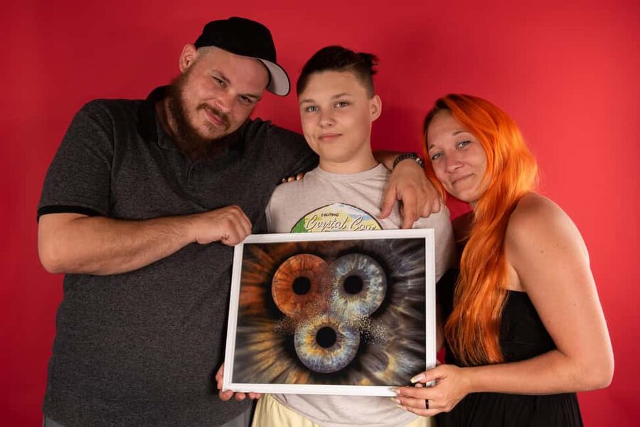 IRIS Photography (macro photo of your eye) - Price, included photo, and extra products