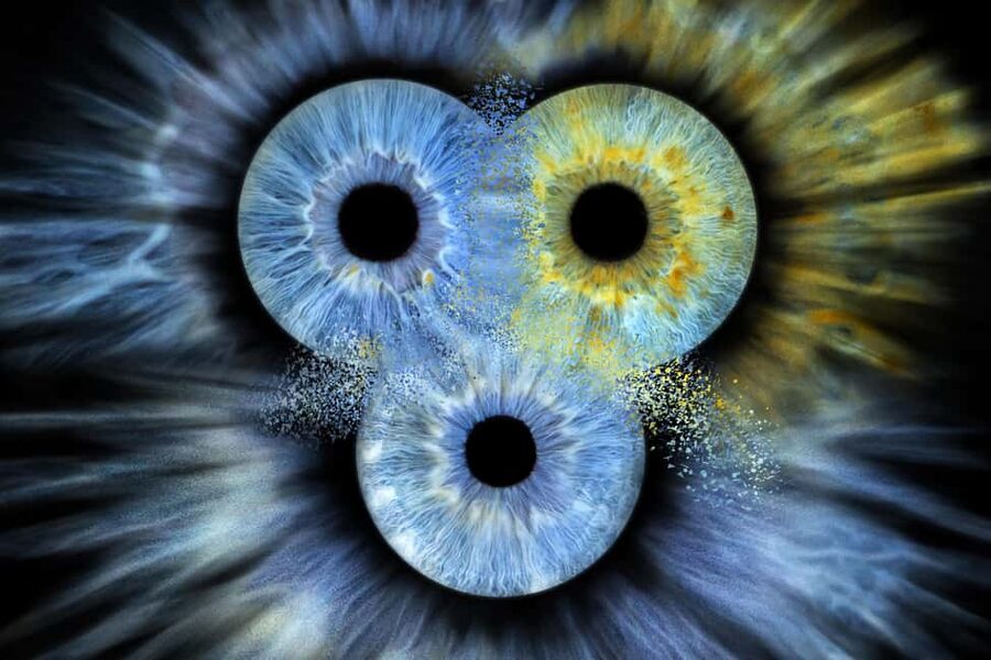 IRIS Photography (macro photo of your eye) - Finding Split Photo Agency near Riva