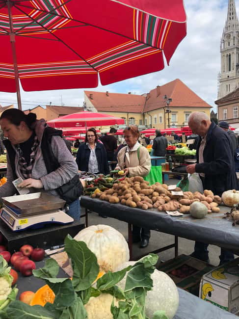 Jump into Zagreb: Walking Tour with local guide - Zrinjevac Park and the solar system in the streets