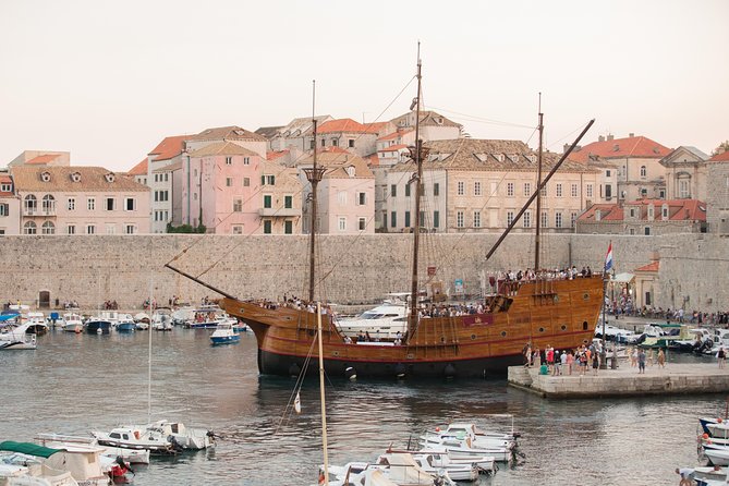 Karaka - The Best Dubrovnik Sunset Cruise (adults only) - Seeing the Dubrovnik walls from sea level