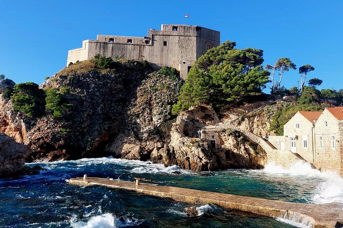 King's Landing Revealed! Game of Thrones Fans 1st Choice in Dubrovnik - The Iron Throne photo opportunity
