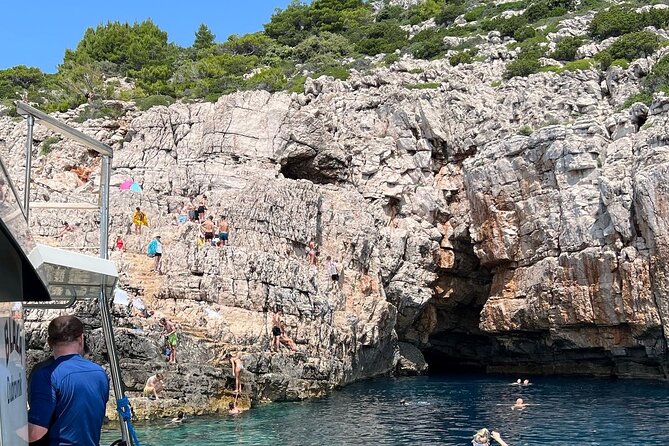 Korcula Island Snorkeling Adventure , ship wreck and lunch - A Relaxed Afternoon on Deck