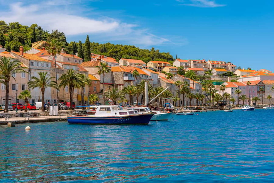 Korčula: Sail Away - tour with traditional craftmanship boat - A 1973 wooden boat with a family story