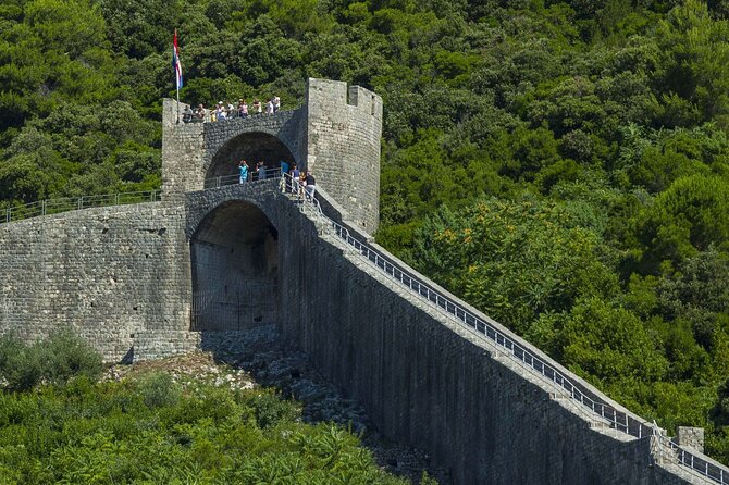Korcula, Ston, Wine Tasting and Lunch - Tour from Dubrovnik - Two hours inside Korcula Town