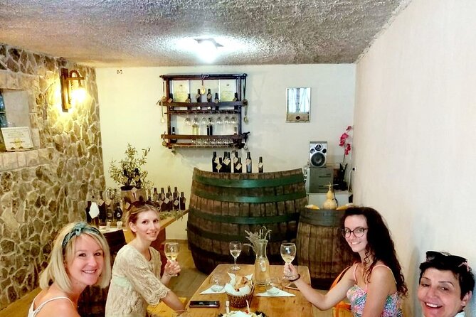 Krka National Park Tour with tour Guide & Wine tasting from Split & Trogir - A slower hour in Skradin