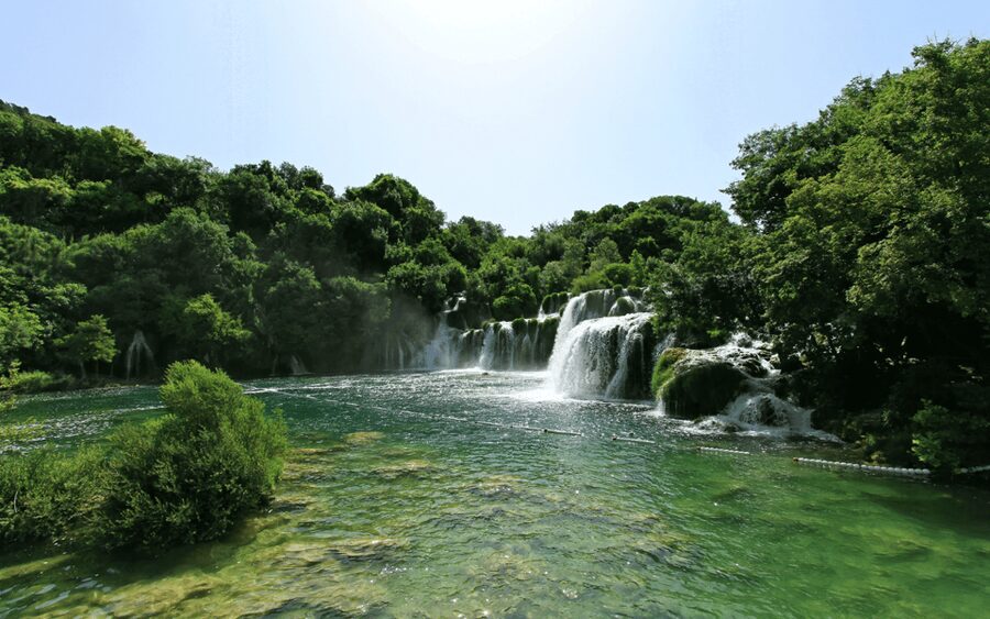 Krka National Park Waterfalls Group Tour from Split - Free time in Skradin after the boat