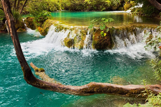 Krka Waterfalls & Primošten from Trogir, Seget, Čiovo & Kaštela - The 30-minute boat ride to Skradin