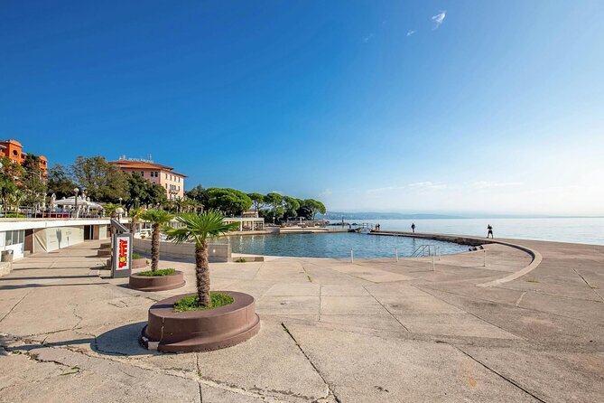 Kvarner Bay Tour with Opatija, Lovran and Local Specialties - Mošćenice and the value of an older hill town